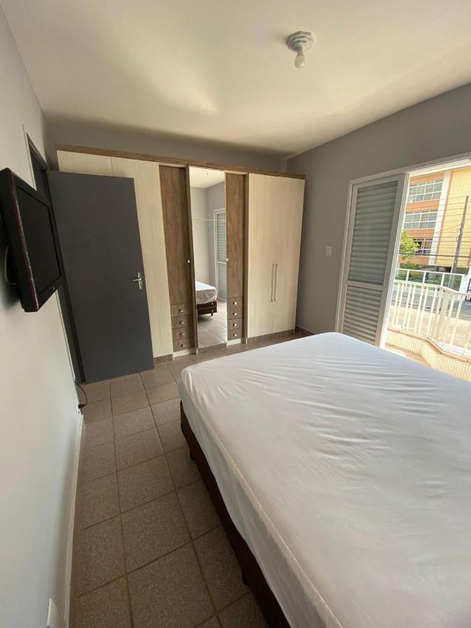 Apartamento Com Estacionamento, Wi-Fi, Ar Condicionado A 300 Metros Da Praia Da Enseada No Guaruja. 外观 照片
