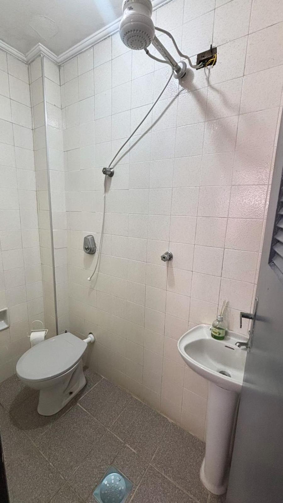 Apartamento Com Estacionamento, Wi-Fi, Ar Condicionado A 300 Metros Da Praia Da Enseada No Guaruja. 外观 照片