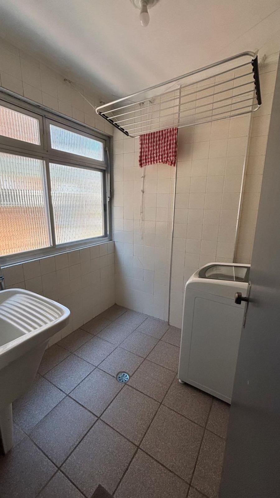 Apartamento Com Estacionamento, Wi-Fi, Ar Condicionado A 300 Metros Da Praia Da Enseada No Guaruja. 外观 照片